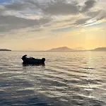 Romsdal Feriesenter - And Boat In Og Romsdal
