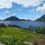 Romsdal Feriesenter - And Boat In Og Romsdal Apartment