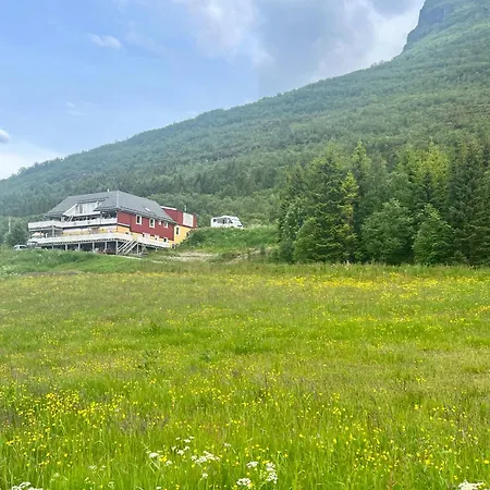 Romsdal Feriesenter - And Boat In Og Romsdal Rekdal