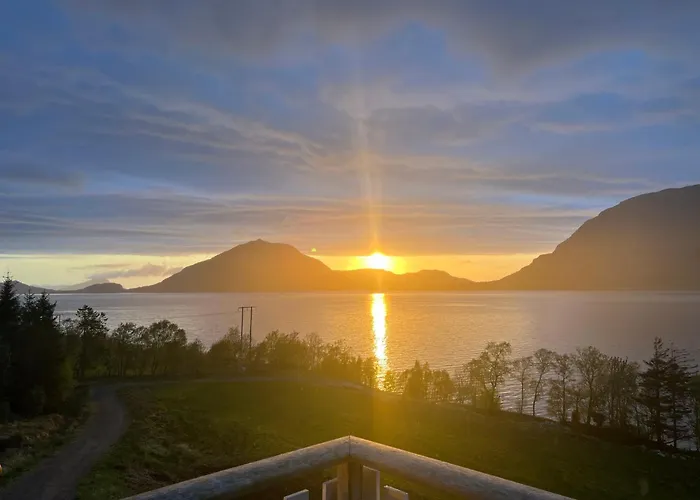 Апартаменты Romsdal Feriesenter - Holiday And Boat Rental In More Og Romsdal Rekdal